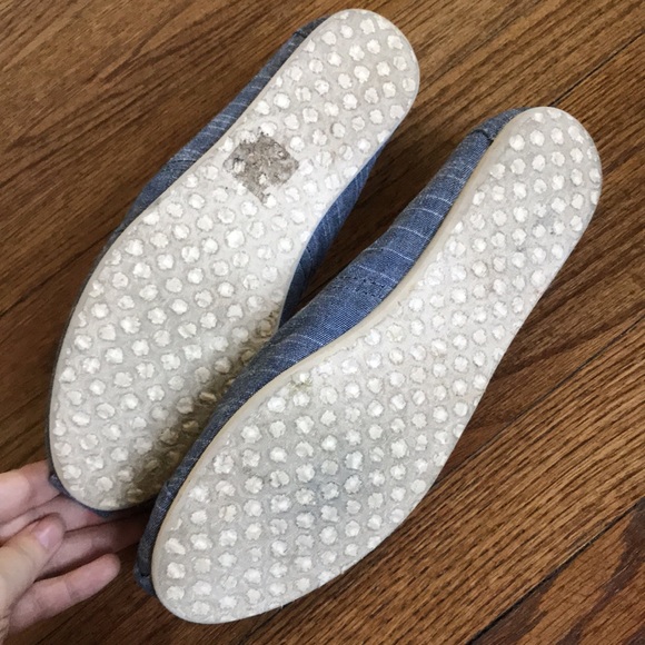 Toms - Picture 3 of 4